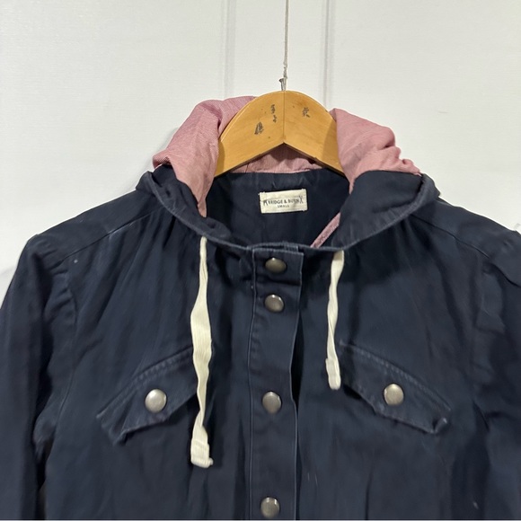 Bridge and burn hooded jacket - Picture 5 of 5